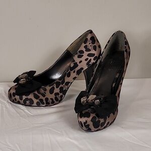 Leopard Print Bow Heels